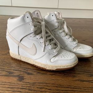 Nike, wedge 7.5 women’s sneaker